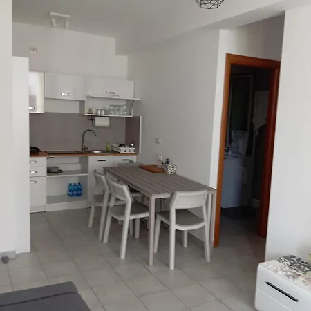 Kalabria San Rocco 200 M Do Plazy *